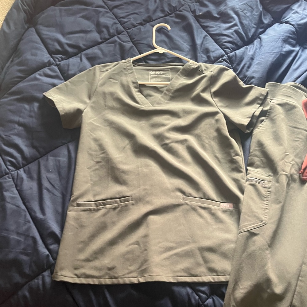 Figs Gray Scrub Set - image 1